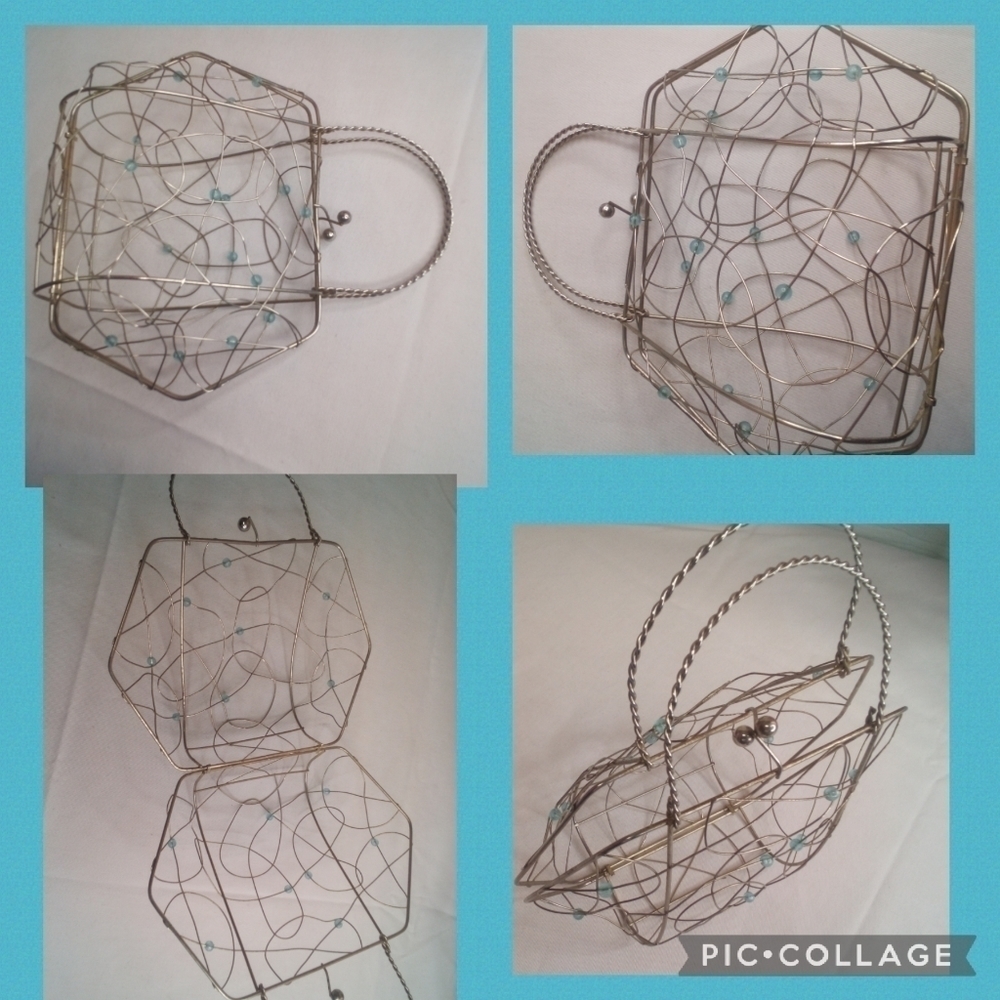 BASKET Blue beaded Purse - Picture 2 of 4